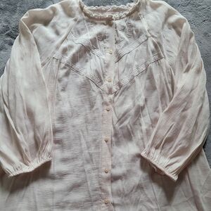 Lauren Conrad Off White Flowy Peasant Type Top Size XL
